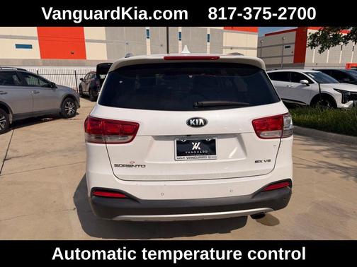 Snow White Pearl 2017 Kia Sorento EX