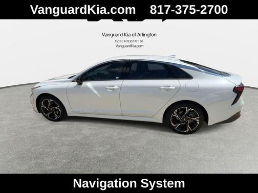 Snow White Pearl 2025 Kia K5 GT-Line