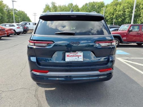 Fathom Blue Pearlcoat 2026 Jeep Grand Cherokee L Limited