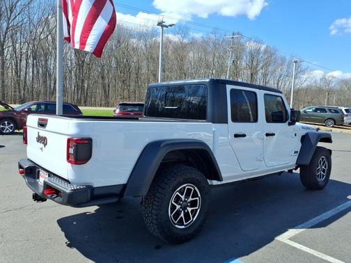 Bright White Clearcoat 2025 Jeep Gladiator Rubicon