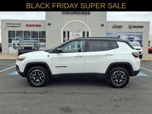 2025 Jeep Compass Trailhawk