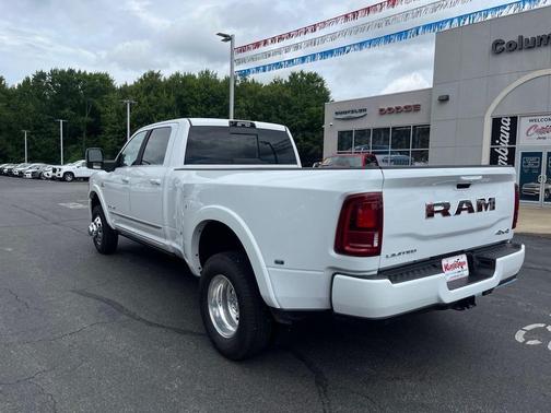 2025 RAM 3500 Limited