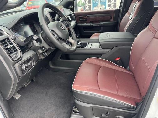 2025 RAM 3500 Limited