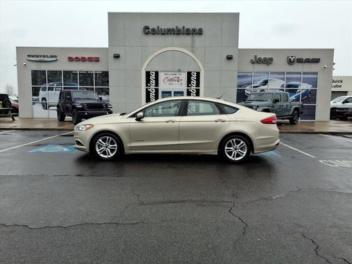 White Gold Metallic 2018 Ford Fusion Hybrid S