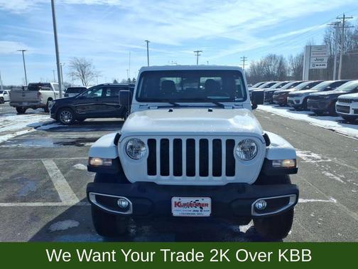 2022 Jeep Gladiator Sport