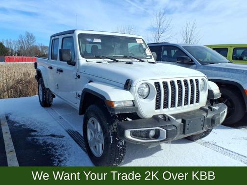 2022 Jeep Gladiator Sport