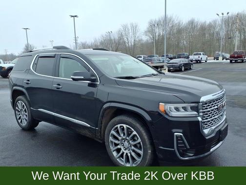 2023 GMC Acadia Denali