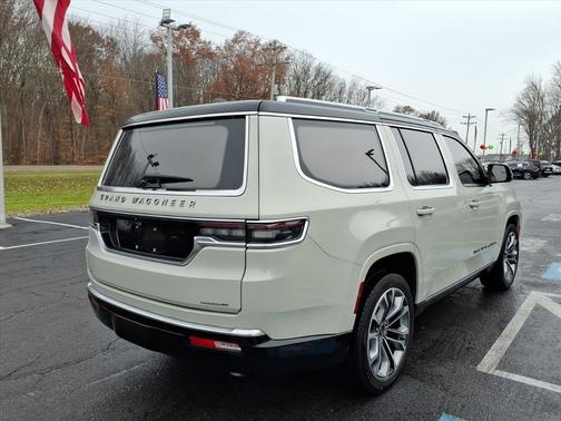 2022 Jeep Grand Wagoneer Series III