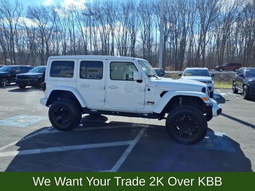 2023 Jeep Wrangler Sahara