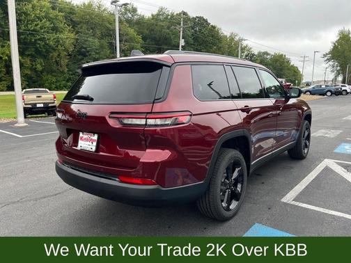 2025 Jeep Grand Cherokee L Laredo