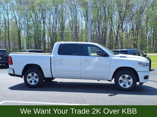 Bright White Clearcoat 2025 RAM 1500 Big Horn/Lone Star