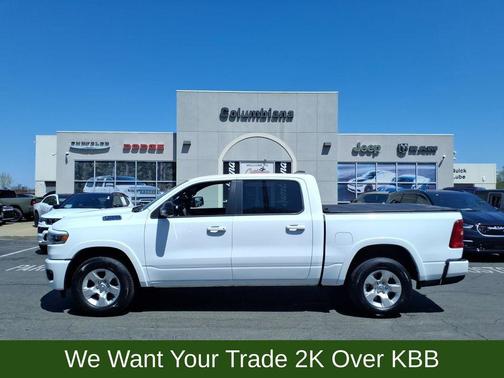 Bright White Clearcoat 2025 RAM 1500 Big Horn/Lone Star