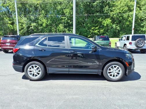 Mosaic Black Metallic 2023 Chevrolet Equinox 1LT