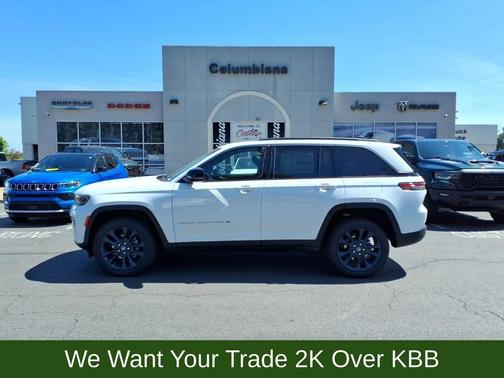 Bright White Clearcoat 2026 Jeep Grand Cherokee Sport