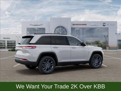 Bright White Clearcoat 2026 Jeep Grand Cherokee Limited