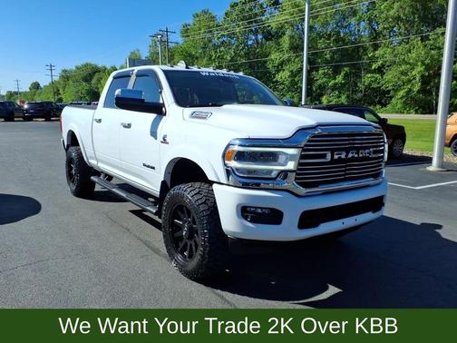 Bright White Clearcoat 2022 RAM 2500 Laramie