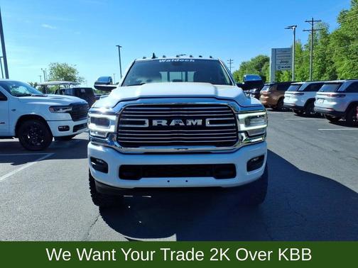 Bright White Clearcoat 2022 RAM 2500 Laramie