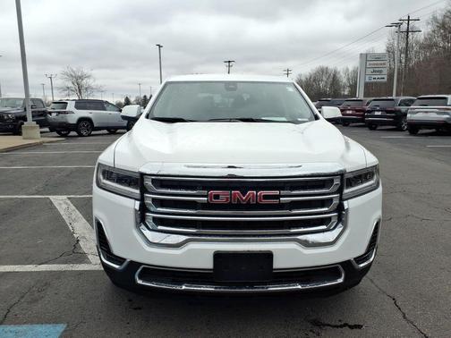 Summit White 2023 GMC Acadia SLE