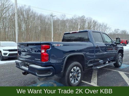 2022 Chevrolet Silverado 2500 Custom