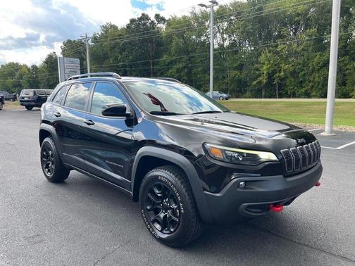 2022 Jeep Cherokee Trailhawk