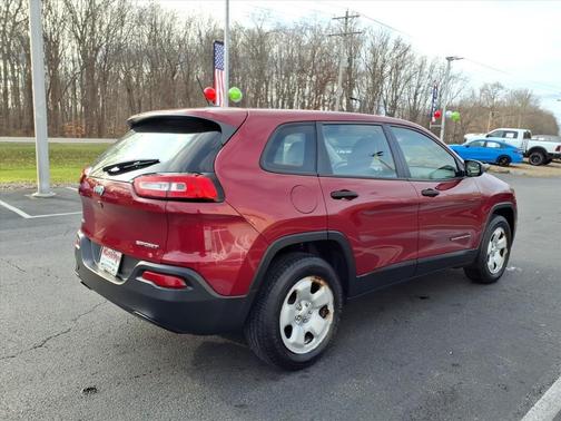 2014 Jeep Cherokee Sport
