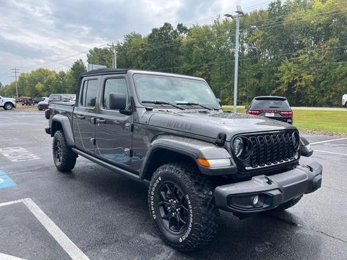 2024 Jeep Gladiator Sport