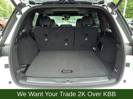 Bright White Clearcoat 2026 Jeep Grand Cherokee Summit