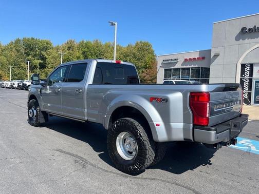 2022 Ford F-350 Platinum