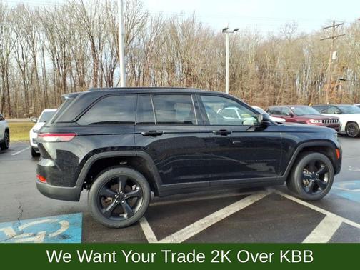 2023 Jeep Grand Cherokee Altitude