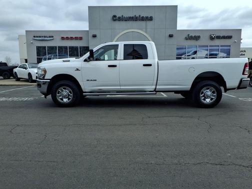 Bright White Clearcoat 2022 RAM 2500 Tradesman