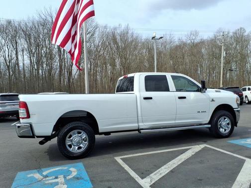 Bright White Clearcoat 2022 RAM 2500 Tradesman