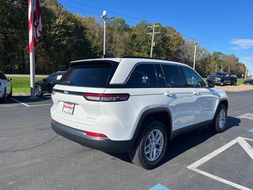 2025 Jeep Grand Cherokee Laredo X