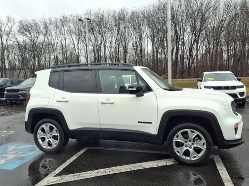 Alpine White Clearcoat 2022 Jeep Renegade Limited