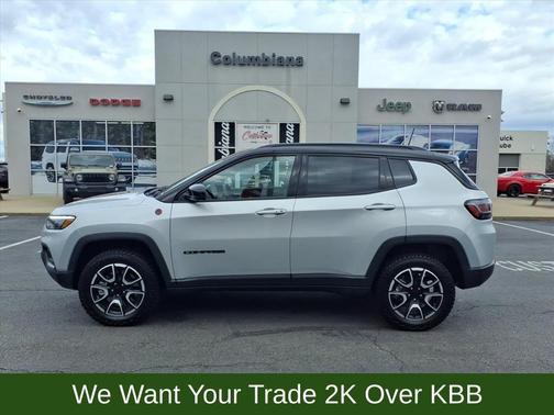 2024 Jeep Compass Trailhawk