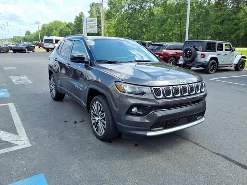 Granite Crystal Clearcoat Metallic 2023 Jeep Compass Limited
