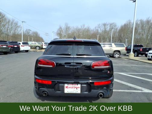 2022 MINI Clubman Cooper S