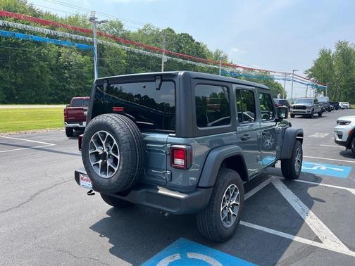 2025 Jeep Wrangler Sport