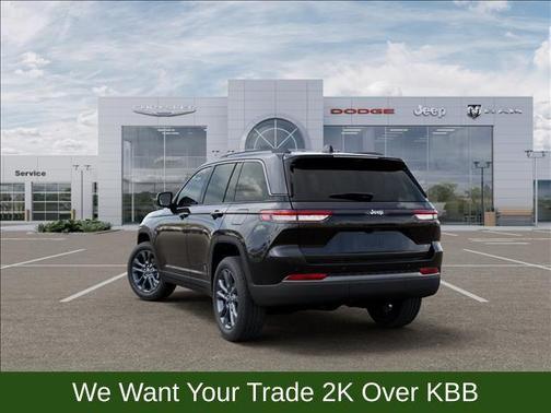Diamond Black 2026 Jeep Grand Cherokee Sport