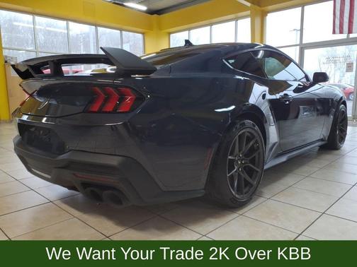 2025 Ford Mustang Dark Horse