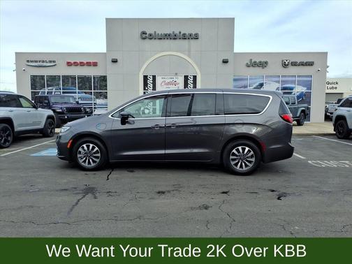 2023 Chrysler Pacifica Hybrid Touring L