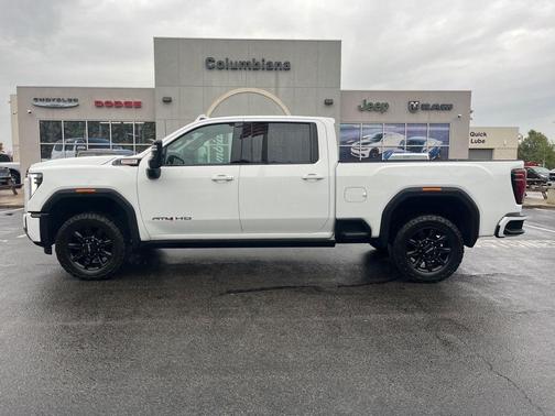 2024 GMC Sierra 2500 AT4