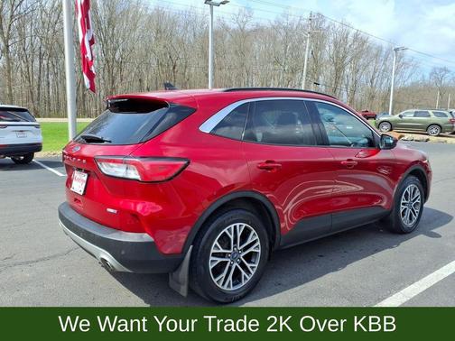 2020 Ford Escape SEL