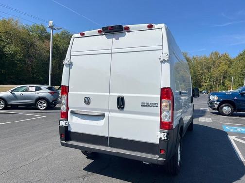 2025 RAM ProMaster 2500 High Roof