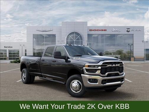 Diamond Black 2026 RAM 3500 Tradesman