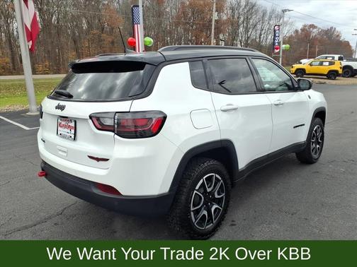 2024 Jeep Compass Trailhawk