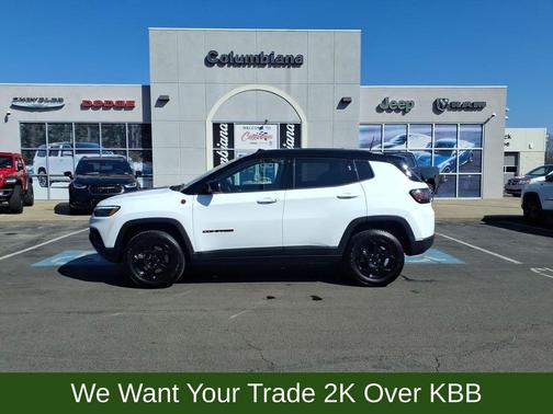 2023 Jeep Compass Trailhawk