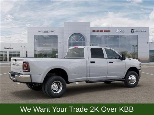 Bright White Clearcoat 2026 RAM 3500 Tradesman