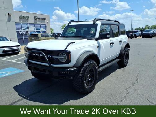 Oxford White 2023 Ford Bronco Wildtrak