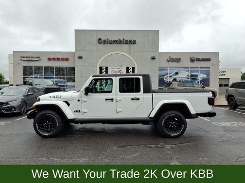 Bright White Clearcoat 2021 Jeep Gladiator Sport