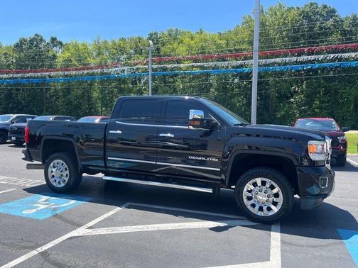2016 GMC Sierra 2500 Denali